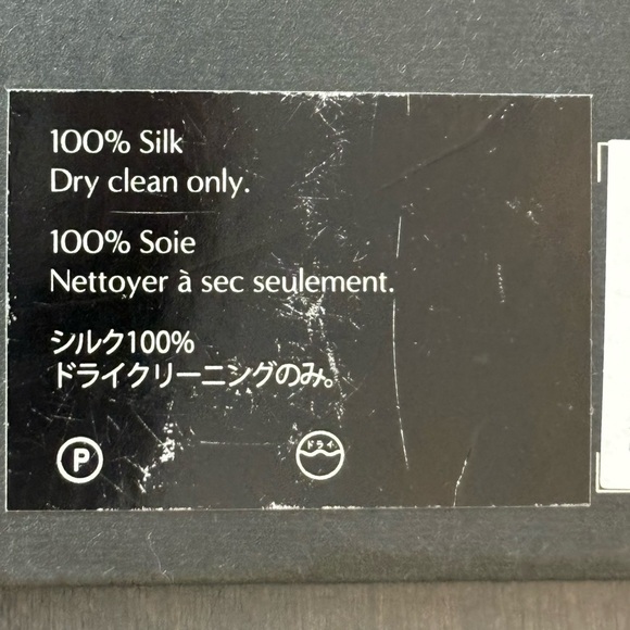 NWT Banana Republic 100% Silk Pocket Square - Picture 5 of 5